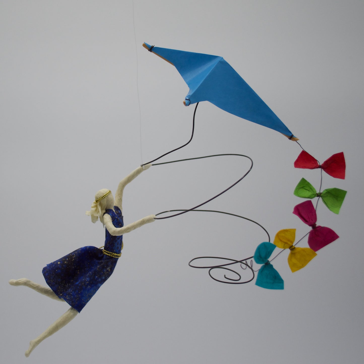 Kite in Flight Blue - k18