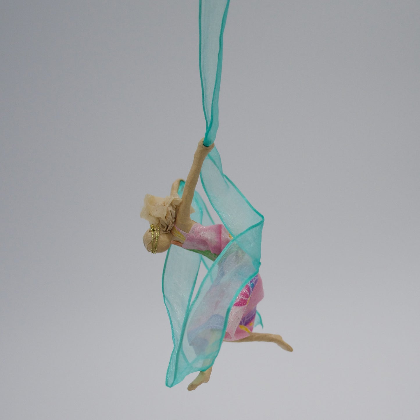 Ribbon Jewel Mobile - jewel3