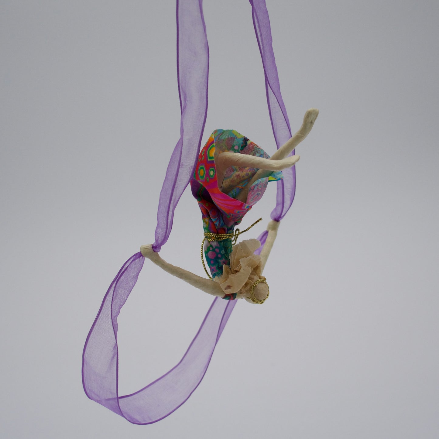 Ribbon Jewel Mobile - jewel4