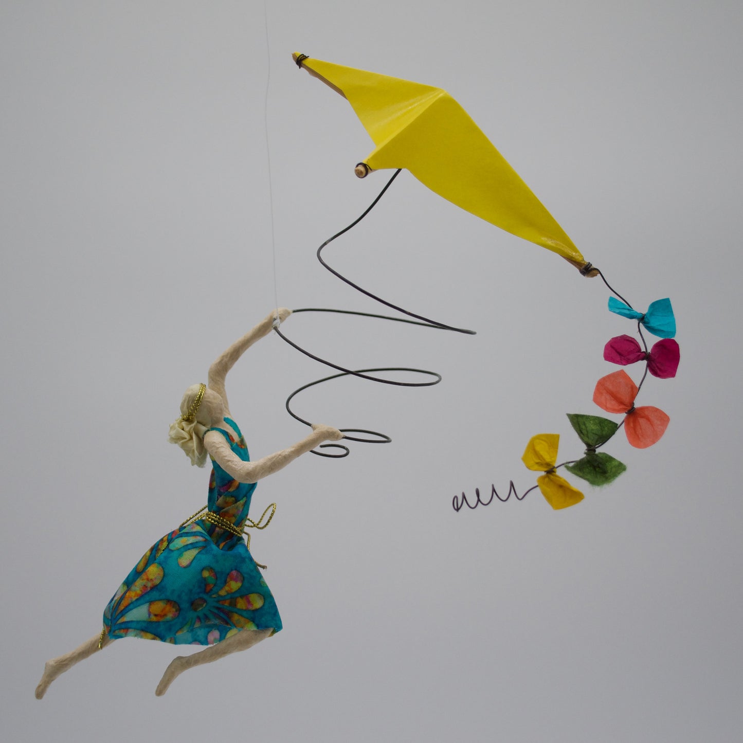 Kite in Flight Yellow - k16